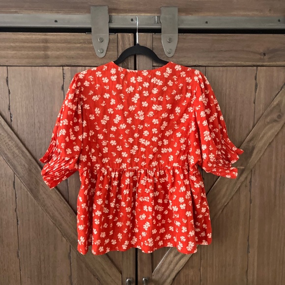 Madewell Puff-Sleeve Button-Front Top in Swiss Dot Happy Hibiscus Size Medium - Picture 4 of 8